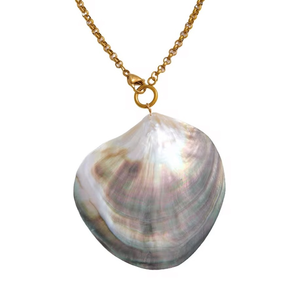 Gold plated Natural Shell Necklace Anthropologie